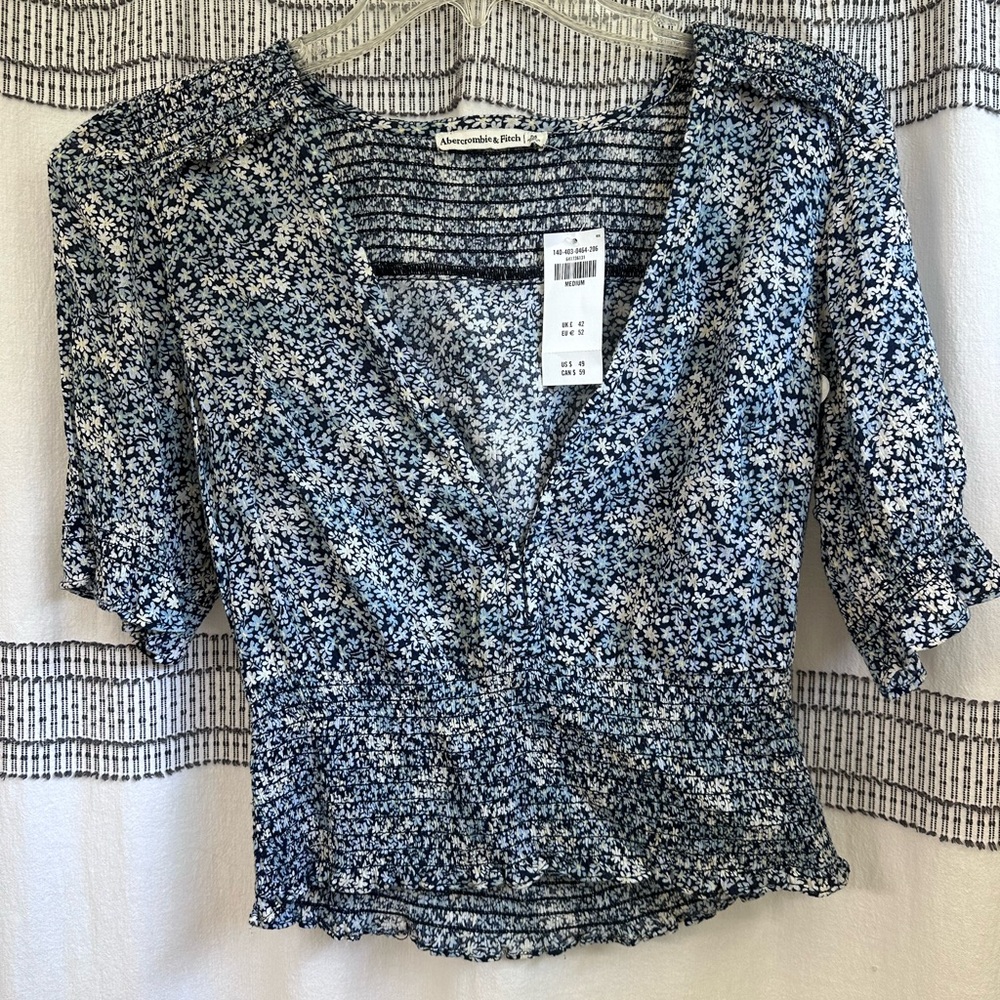 Abercrombie & Fitch Blue Floral Blouse